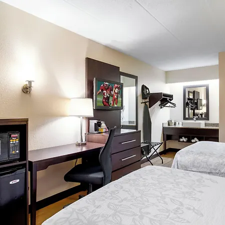 Red Roof Inn Plus + Boston - Framingham-3